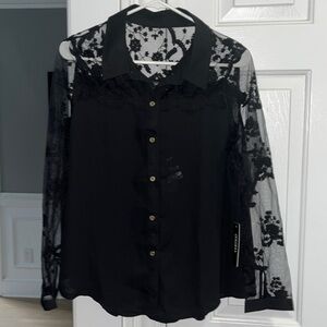 Vertigo gorgeous black lace long sleeve blouse, size XL NWT!